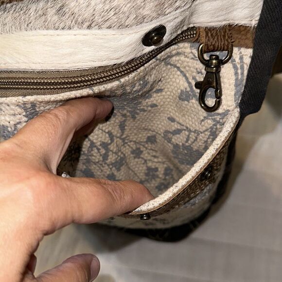 Myra Solidaster Crossbody Shoulder Upcycled Bag Leather Canvas Studded Floral - Picture 13 of 16